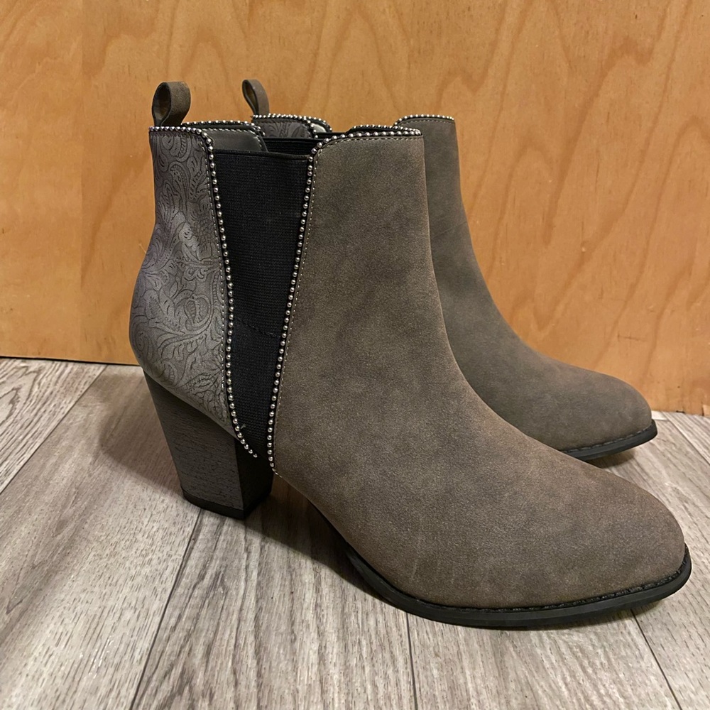 maurice’s booties